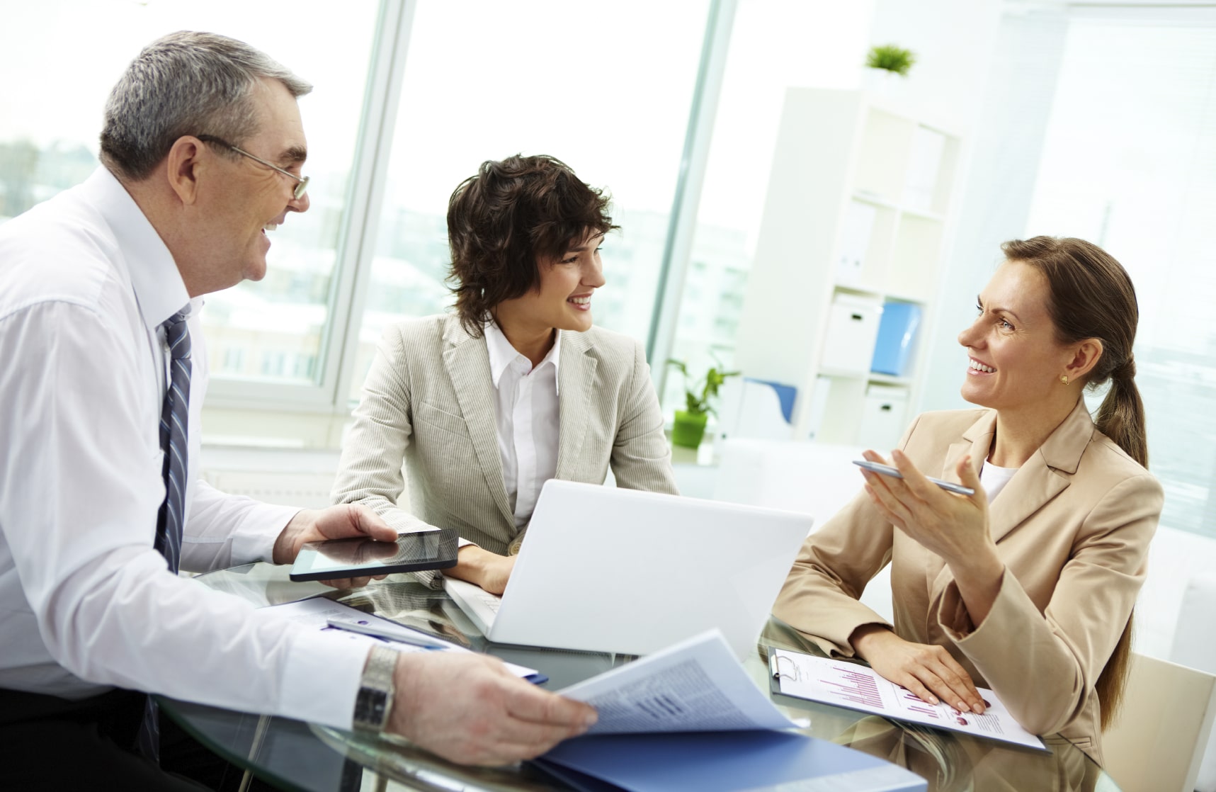 requisitos para crear una empresa