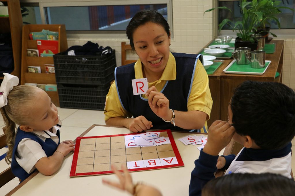 maestra de preescolar