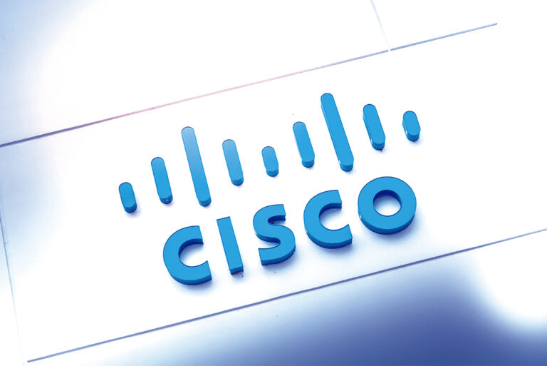 CAMBIAR CONTRASEÑA Y USUARIO DE MÓDEM CISCO